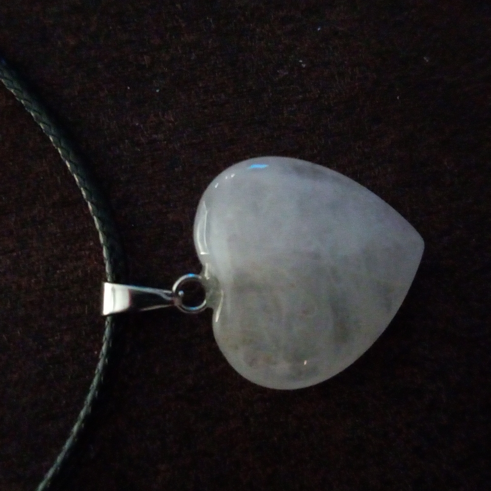 Clear heart ♥ shaped pendant necklace